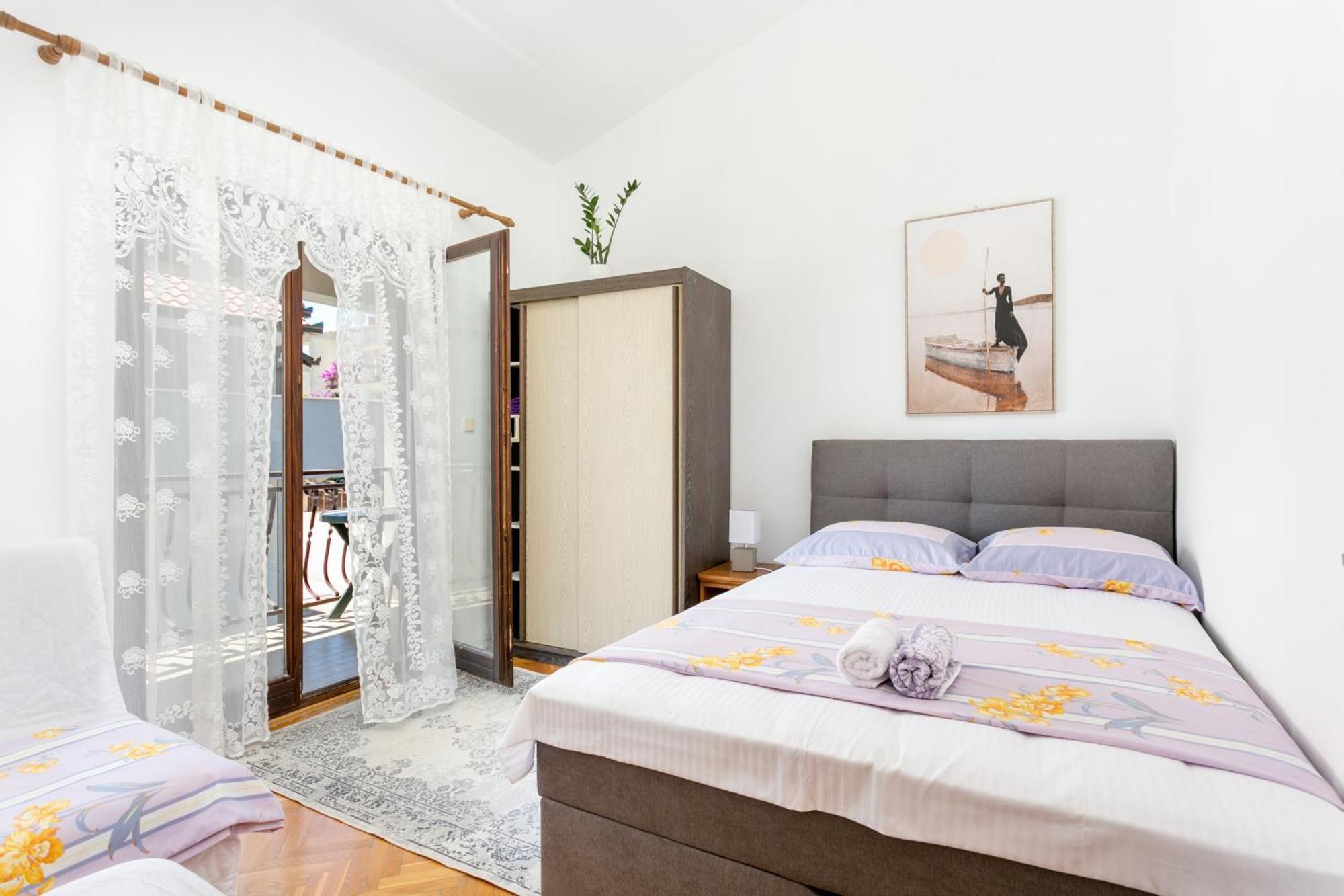 Apartments With A Parking Space Podstrana, Split - 17586 Exterior foto